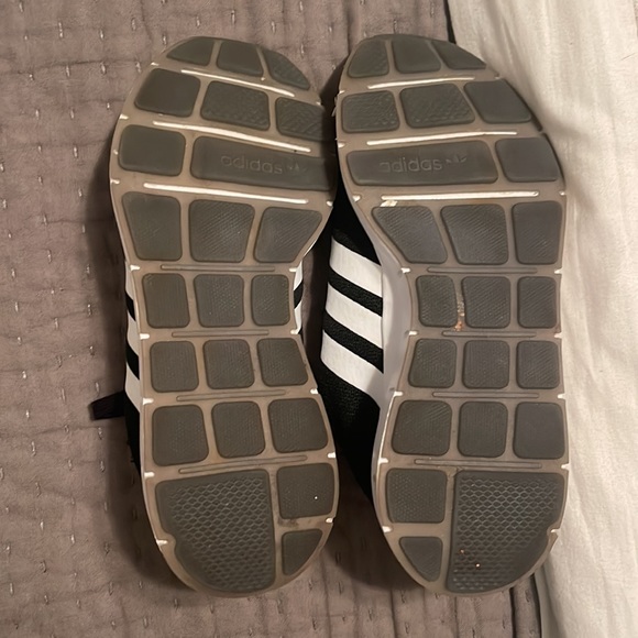 Adidas - Picture 7 of 7